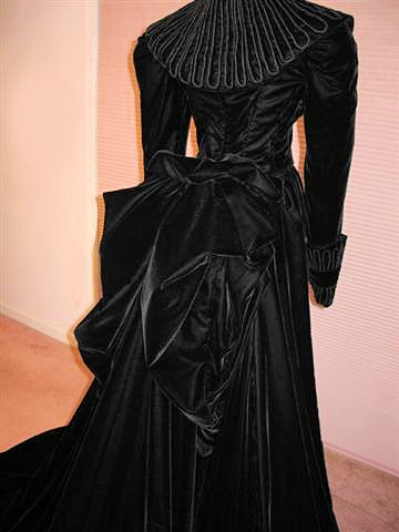 bustle back scarlett velvet black dress